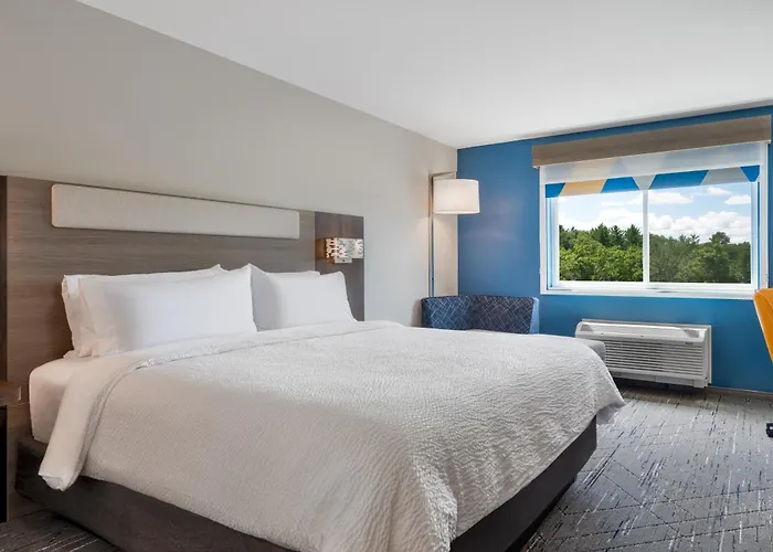 Holiday Inn Express & Suites Pittsfield-Lenox-Berkshires By Ihg
