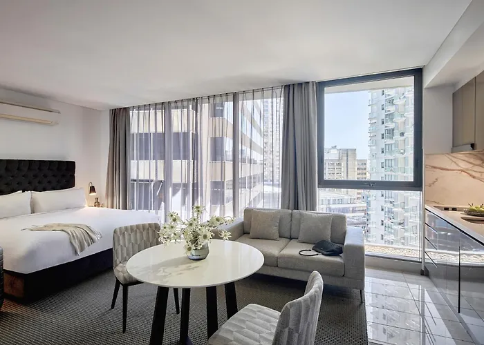Meriton Suites Campbell Street, Sydney