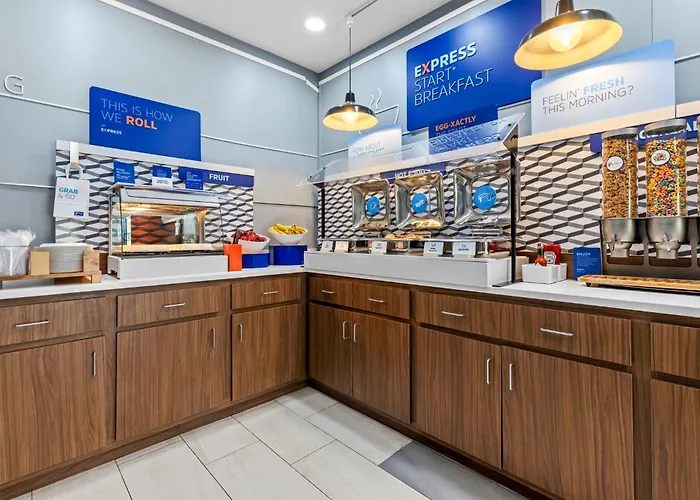 Holiday Inn Express Florence Northeast By Ihg