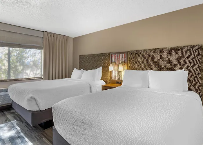 Best Western Plus Mccall Lodge And Suites