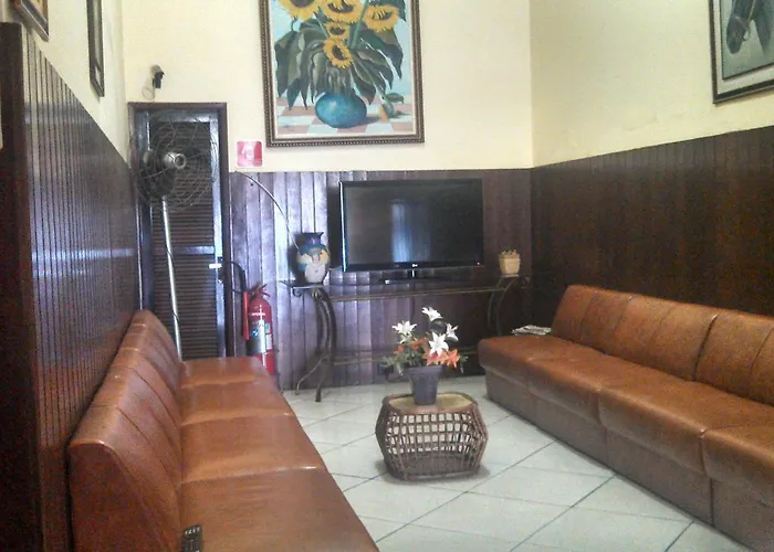 Hotel Imperial Inn