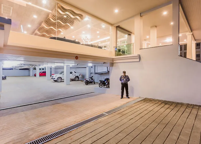 Evergreen Suite Hotel
