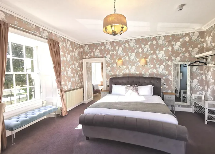 Lunan House