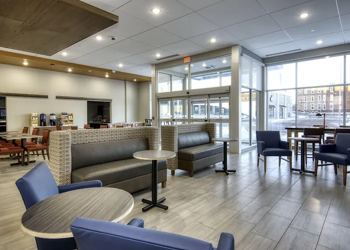 Holiday Inn Express & Suites Omaha Downtown Old Market By Ihg