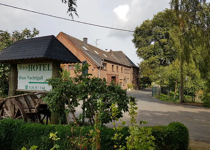 Hotel Haus Nachtigall - B&B