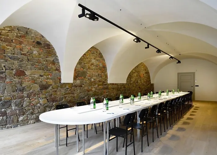 Hotel Maribor & Garden Rooms
