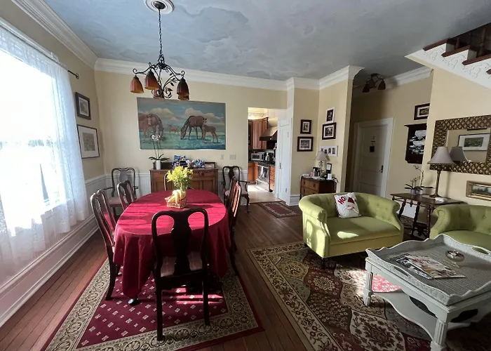 Abbey House Inn (Adults Only)
