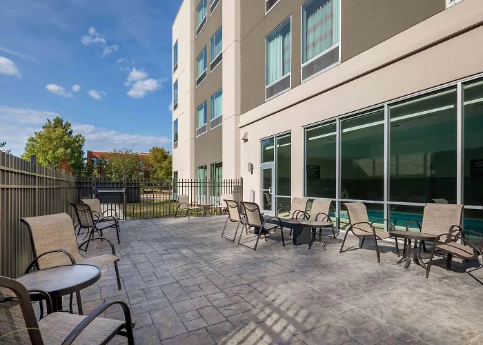 La Quinta By Wyndham Greensboro Airport High Point