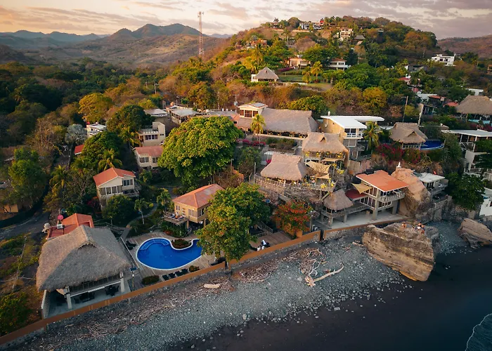 Casa de Mar Hotel And Villas