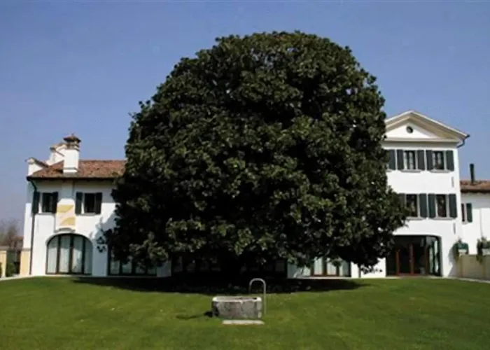 Hotel Fossa Mala