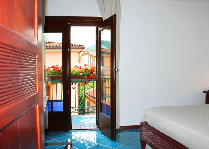 Hotel Pisacane