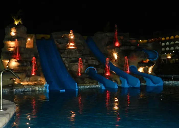 Mediterraneo Bay Hotel & Resort