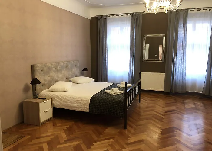 Poet Pastior Residence
