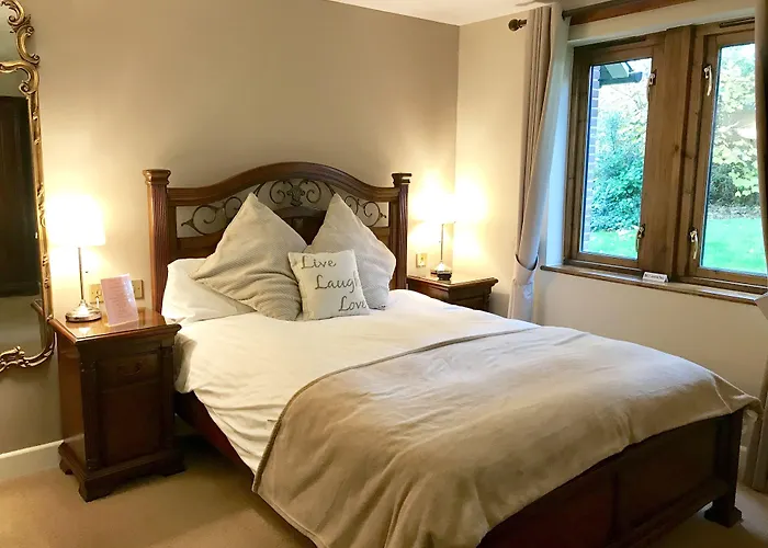 Camden Arms Hotel
