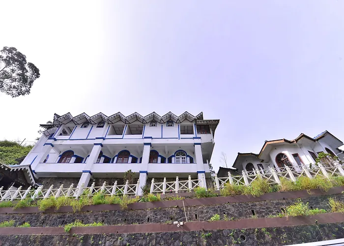 Hotel Silver Falls - Your Cozy & Budget-Friendly Escape In Nuwara Eliya!