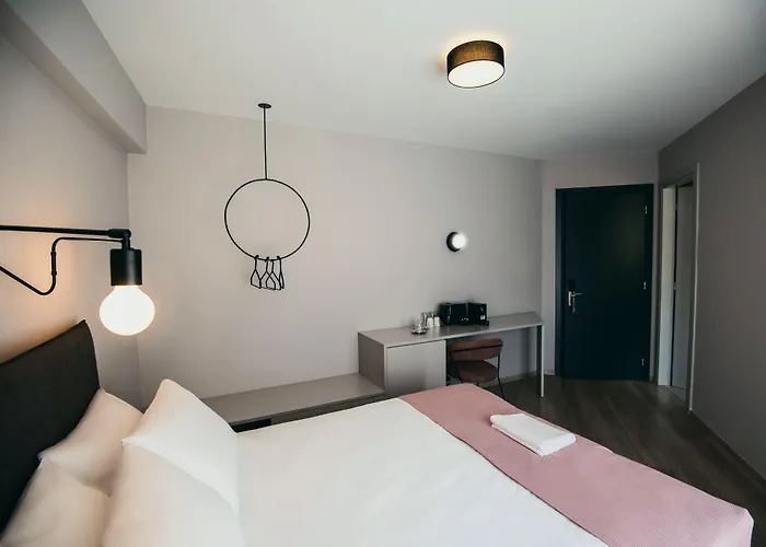 Bed In Athens