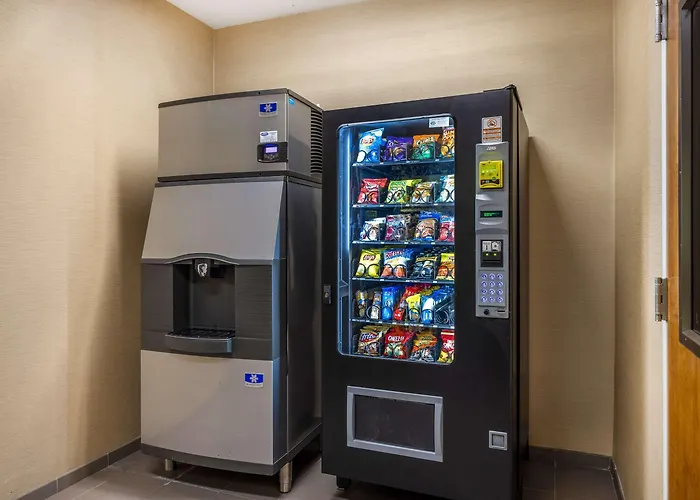 Comfort Inn & Suites At Crossplex Village