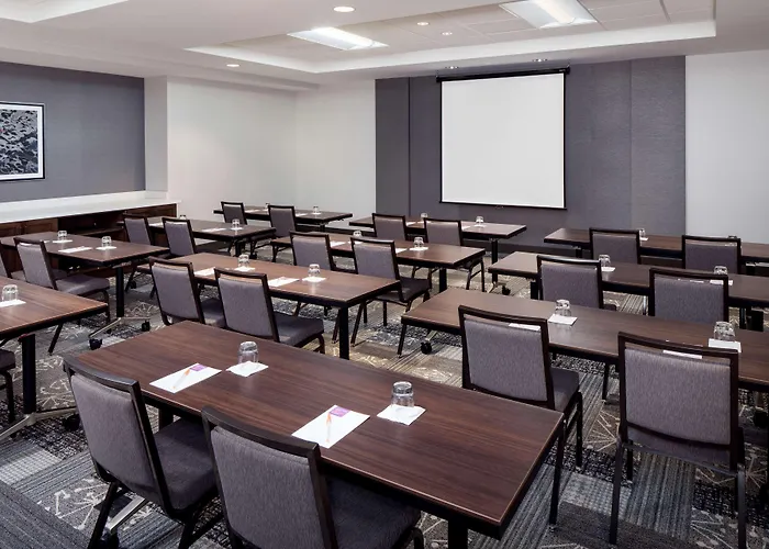 Hyatt Place Mount Pleasant Towne Centre
