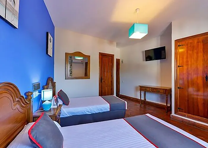 Hostal Alfonso XI