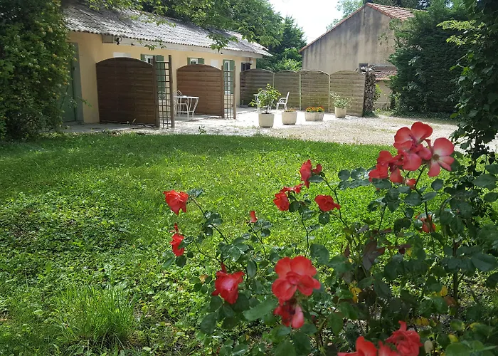 Logis Hotel Le Chene Vert