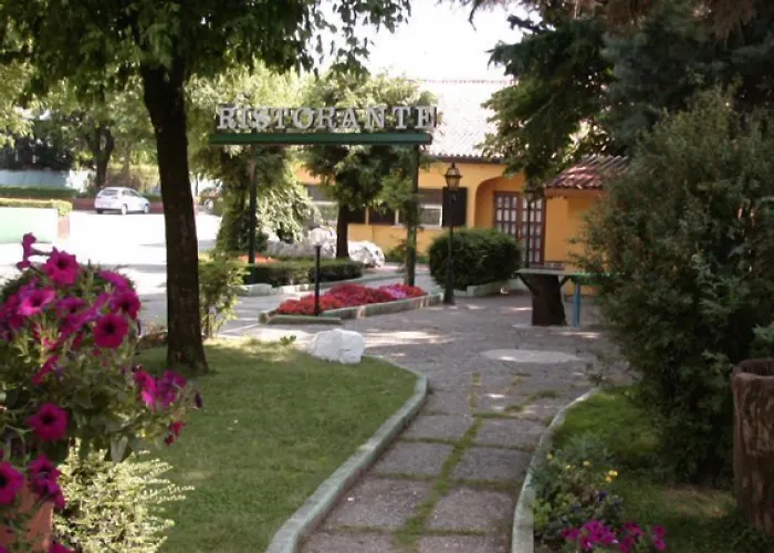 RistHotel Pianura Inn