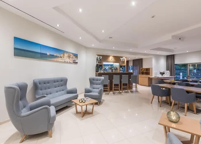 Caneiros Luxury House & Suites