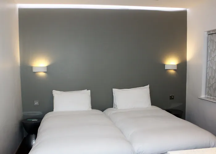 Rioshouse Henley
