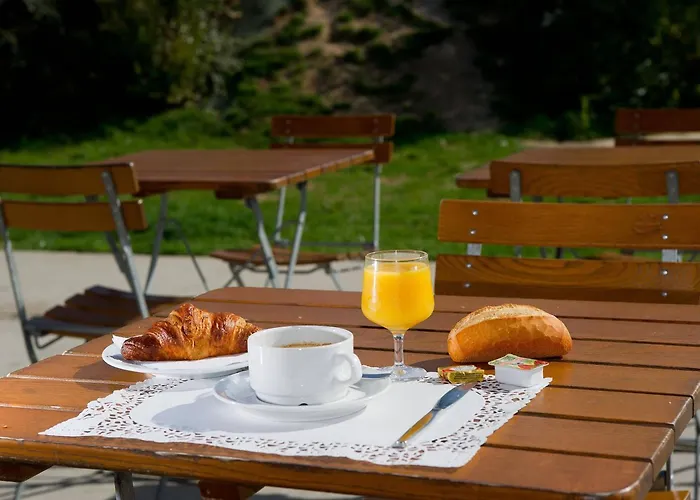 ACE Hôtel Travel Athée sur Cher