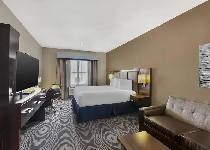 Best Western Plus Williston Hotel & Suites