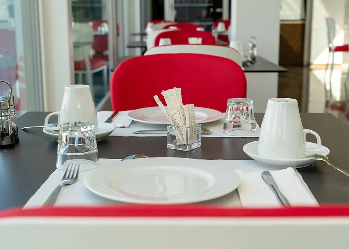 Nash Pratik Hotel