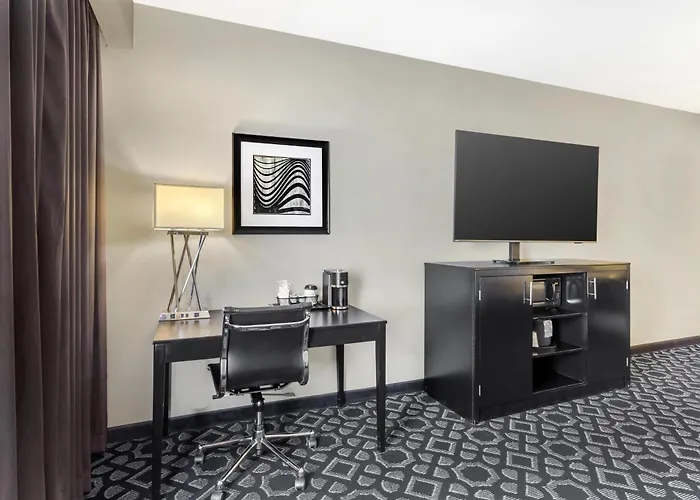Best Western Plus Laredo Inn & Suites