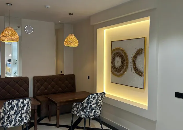 Karim Parkside Hotel