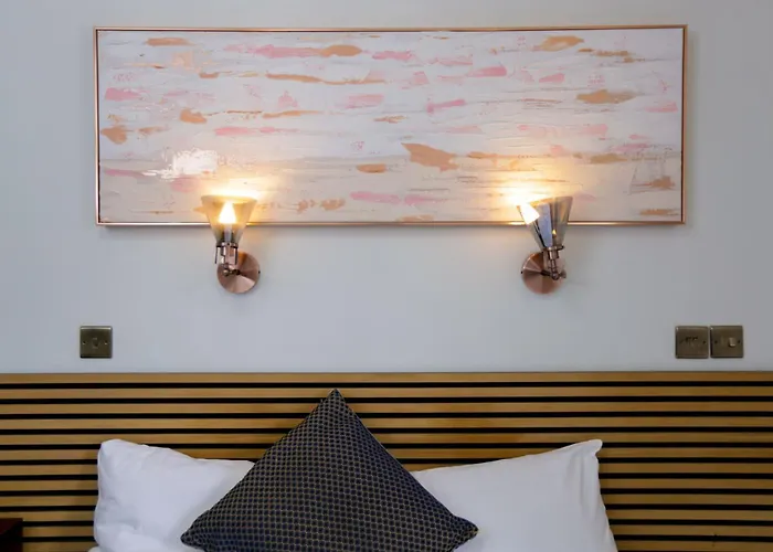 Lovat Hotel
