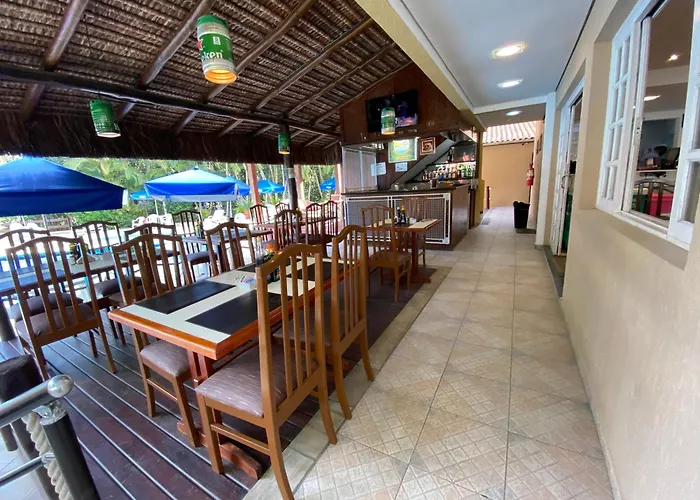 Flat estudio 110 Amarilis Riviera de São Lourenço, 03 piscina climatizada, serviço de hotelaria, limpesa e troca de toalhas diária, carregador veiculo elétrico e servico de praia finais de semana WiFi 500