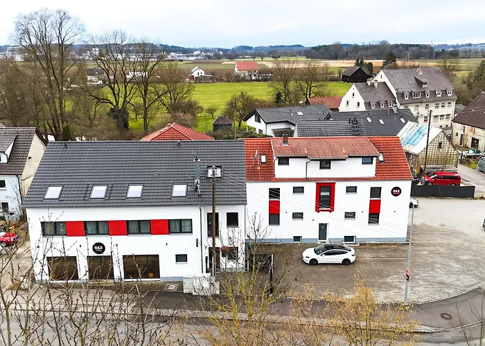 B&S Hotel