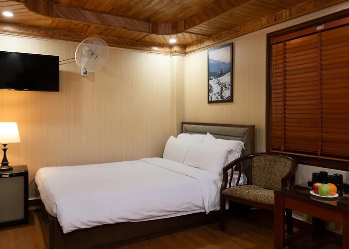 May Ho Hotel Sapa