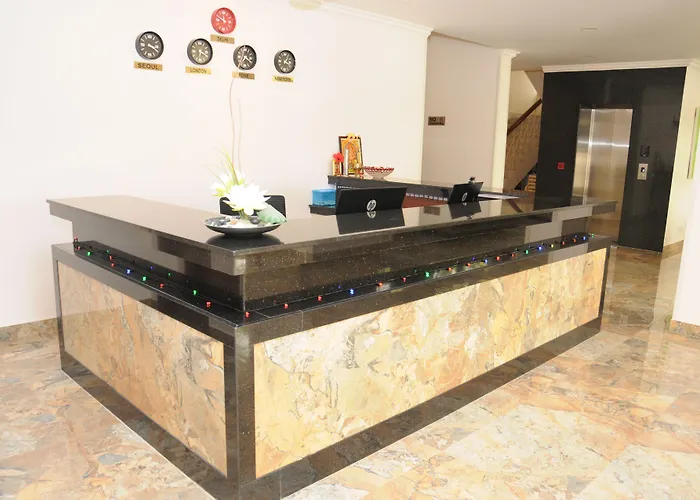 Sreeparthi Hotel