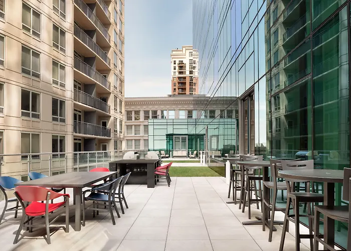 Homewood Suites By Hilton Chicago Downtown South Loop