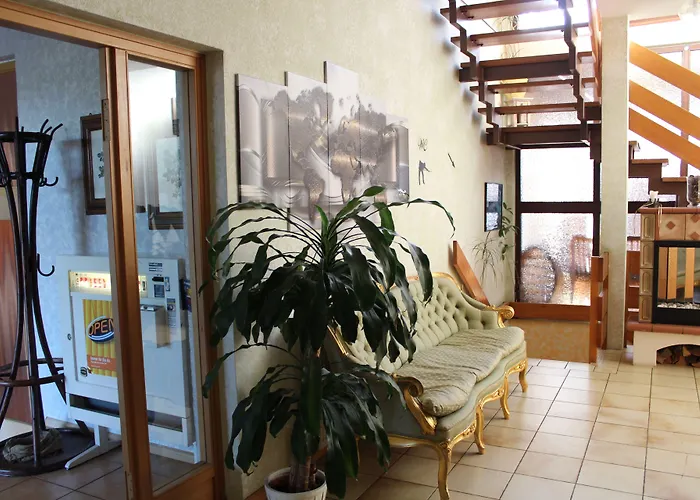 Hotel zum Goldenen Wagen