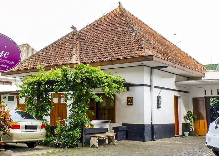 Hotel O Loesje Guest House Syariah