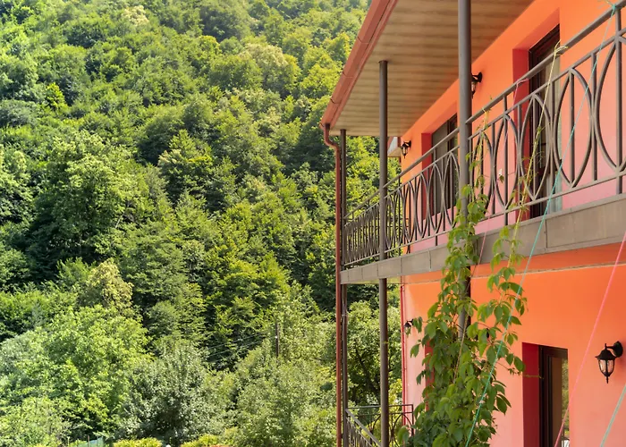 Ariana Family Hotel