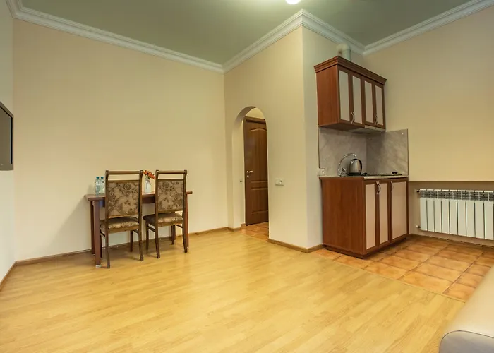 Ariana Family Hotel