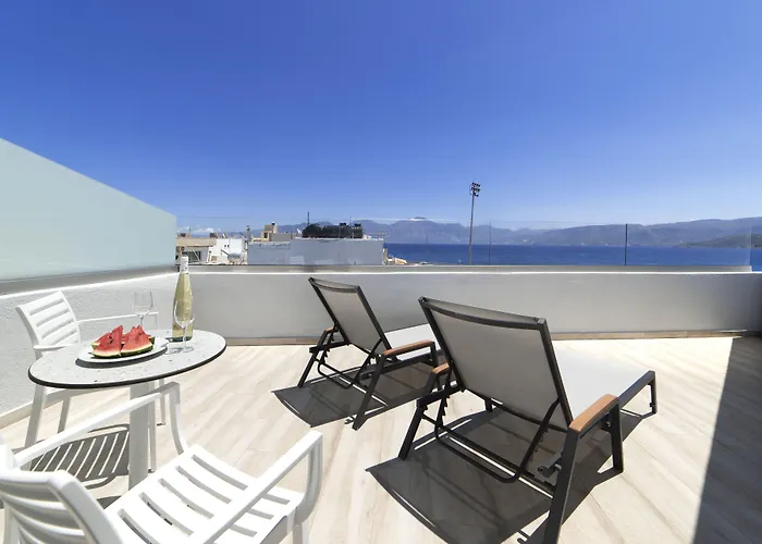 Naiades Marina Hotel