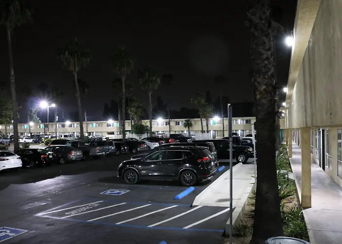 Valli Hi Motel