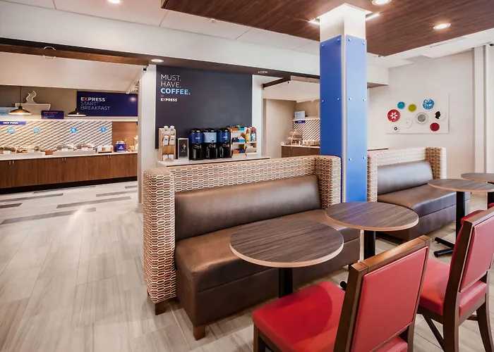 Holiday Inn Express & Suites - Kokomo South By Ihg