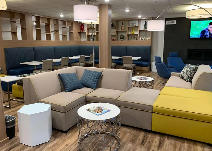 Microtel Inn & Suites By Wyndham Woodland Park