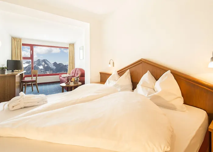 Glacier Hotel Grawand