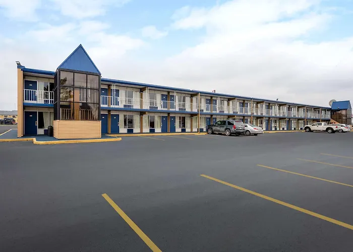 Days Inn By Wyndham Perrysburg Toledo