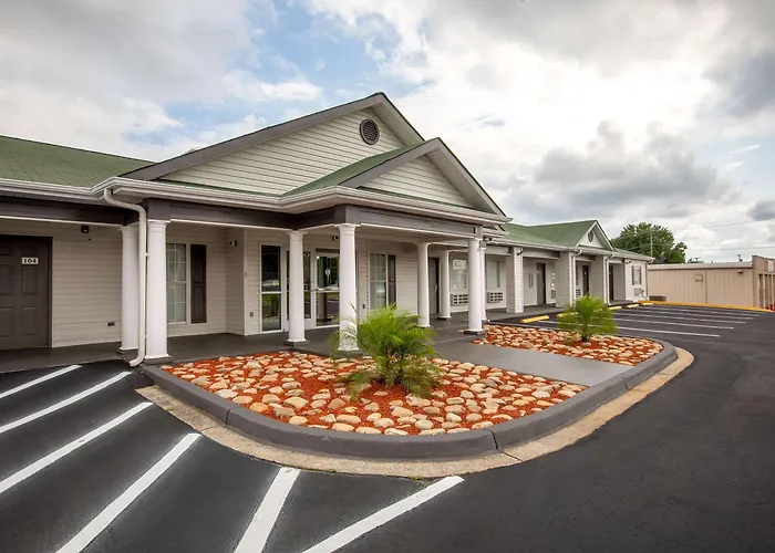 Suburban Studios Spartanburg - I-26