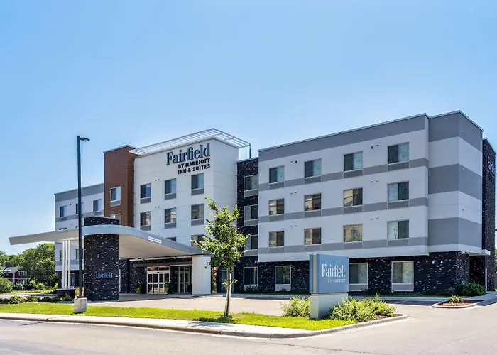 Fairfield Inn & Suites Minneapolis North